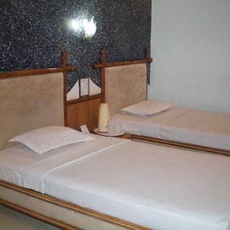 Samdariya Hotel Jabalpur Luaran gambar
